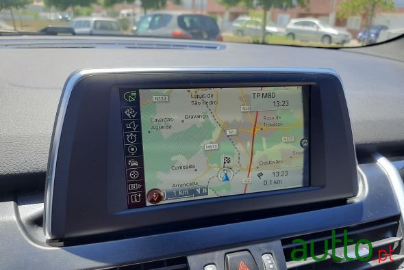 2017' BMW 216 Gran Tourer photo #4