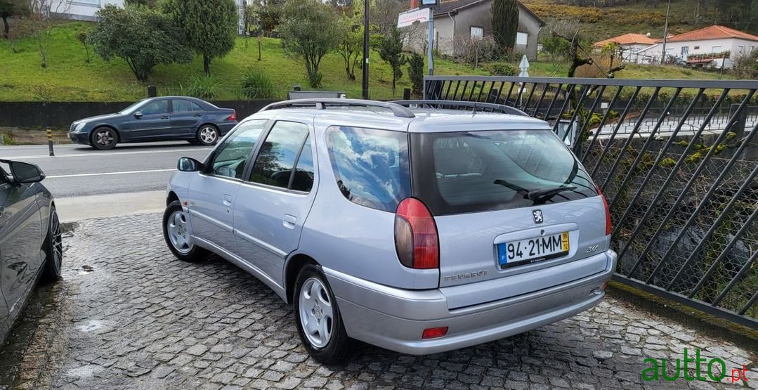 1999' Peugeot 306 Break photo #3
