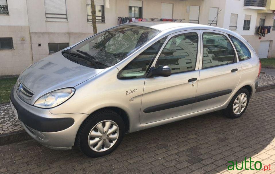 2002' Citroen Xsara Picasso 1.6 16V photo #1