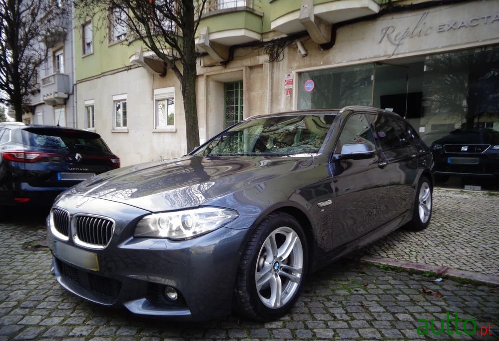 2016' BMW Série 5 D Pack M Auto photo #1