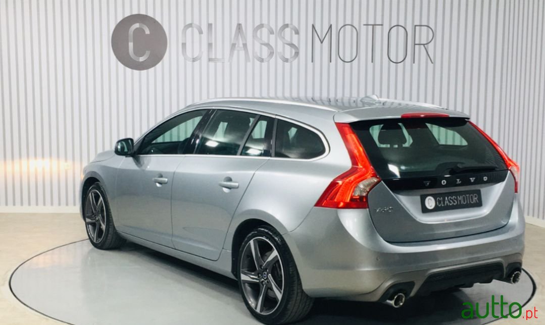 2014' Volvo V60 photo #6