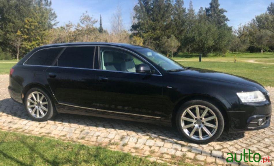 2011' Audi A6 Avant photo #2