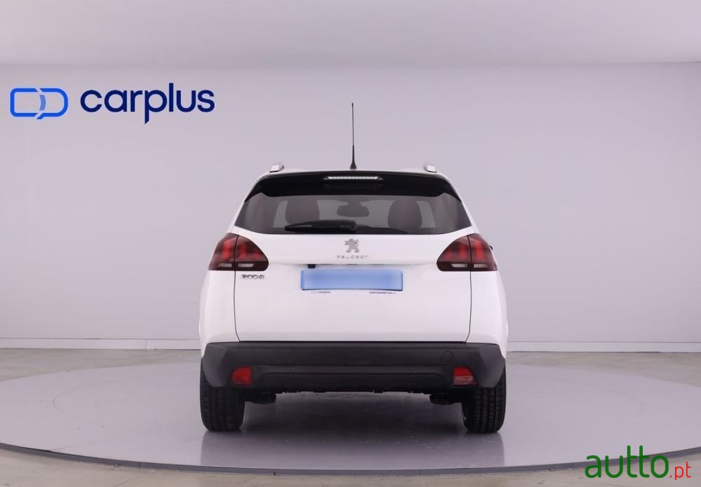 2018' Peugeot 2008 photo #6