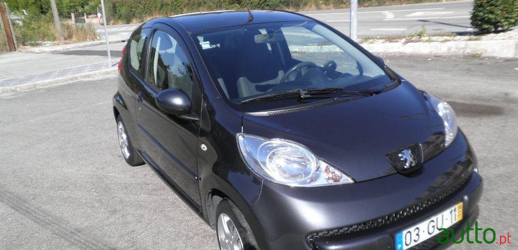 2008' Peugeot 107 1.0 Active photo #3