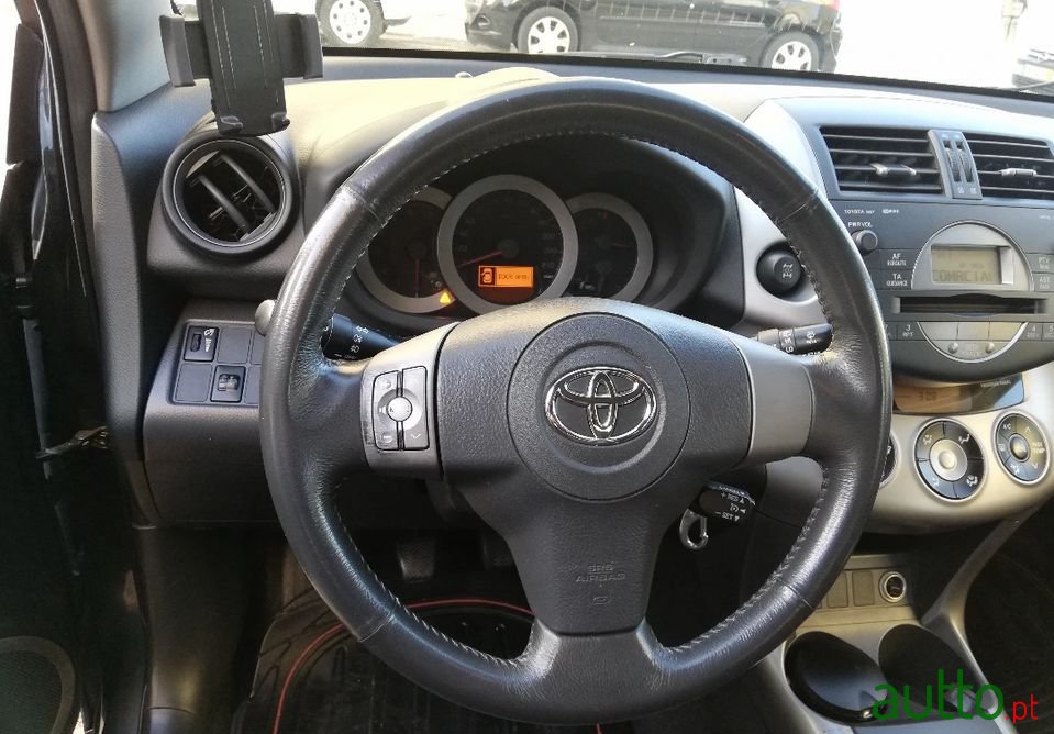 2006' Toyota RAV4 photo #6