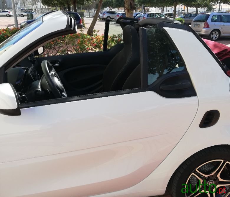 2018' Smart Fortwo photo #4