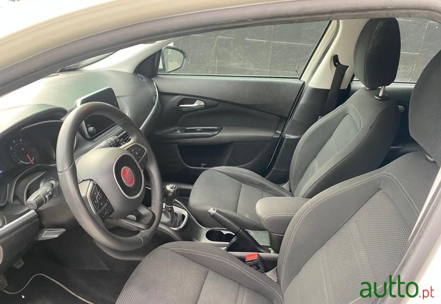 2019' Fiat Tipo photo #5