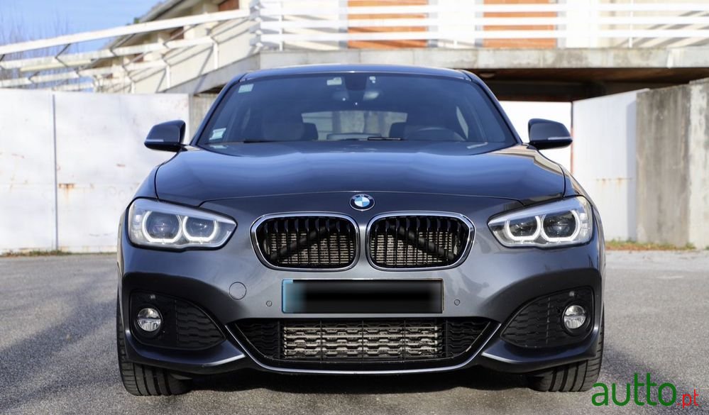 2017' BMW 120 D Pack M Auto photo #4