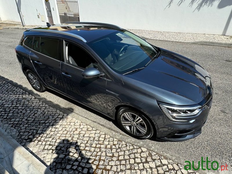 2021' Renault Megane Sport Tourer photo #6