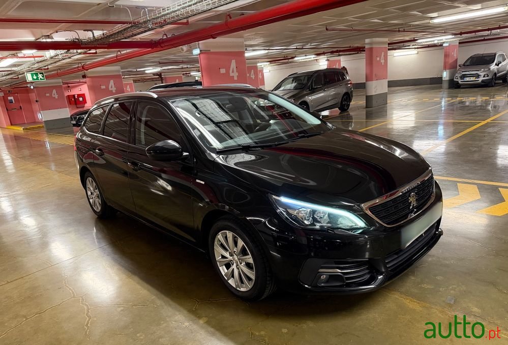 2019' Peugeot 308 Sw photo #3