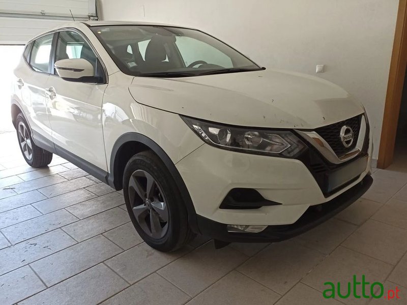 2020' Nissan Qashqai photo #1