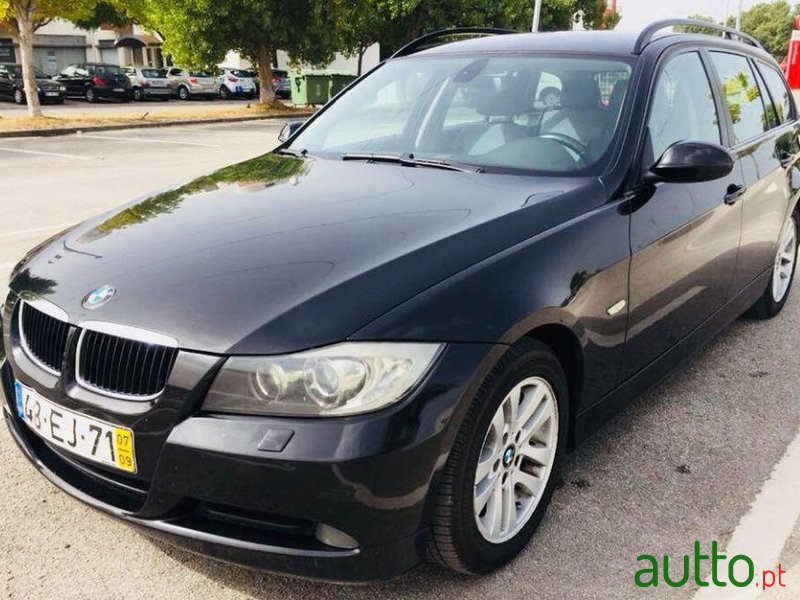 2007' BMW 320 Touring Nacional photo #2