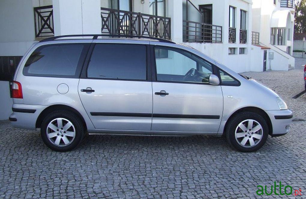 2003' Ford Galaxy photo #4