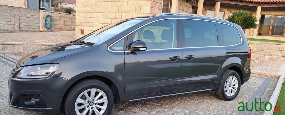 2018' SEAT Alhambra photo #3