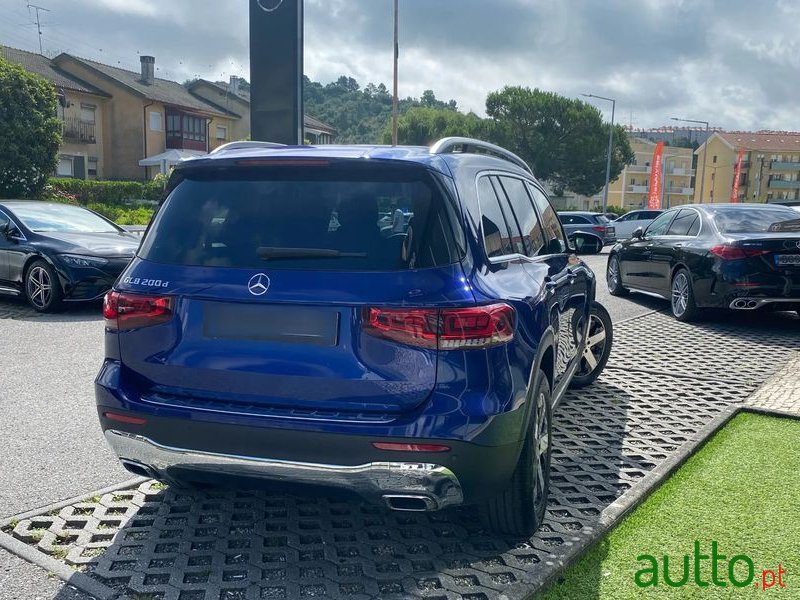 2023' Mercedes-Benz GLB 200 D Progressive photo #3