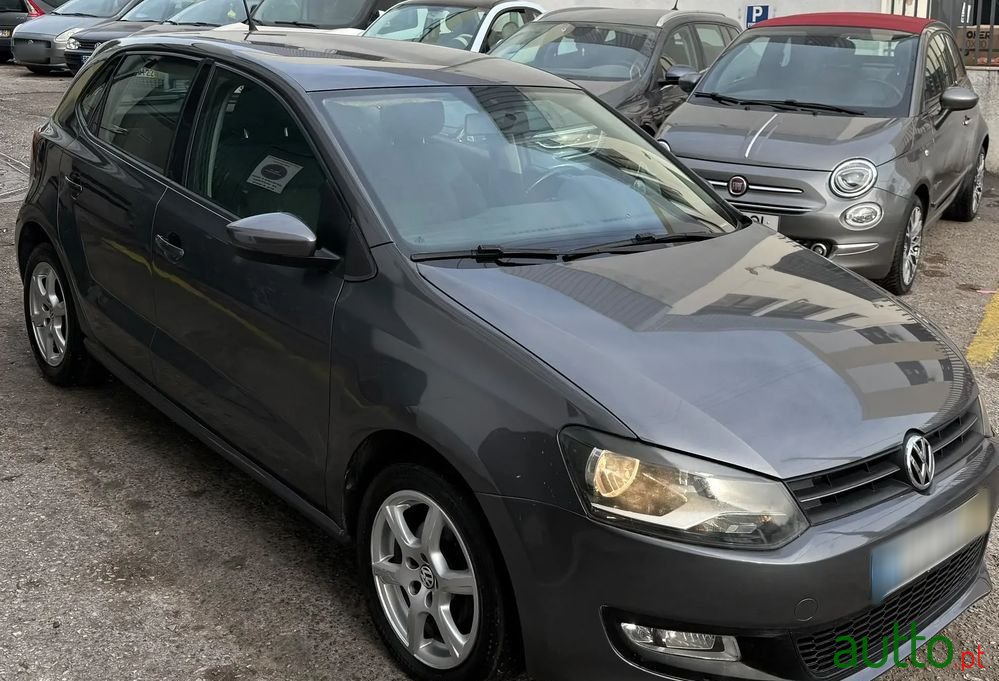 2010' Volkswagen Polo 1.2 Confortline photo #2