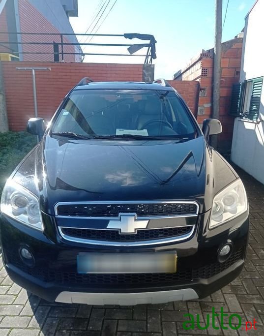 2010' Chevrolet Captiva photo #3