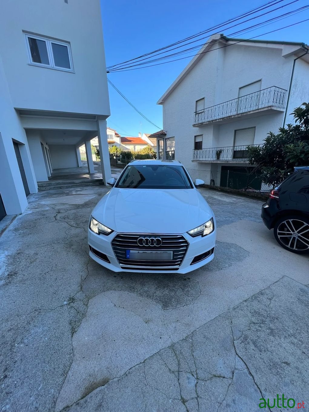 2016' Audi A4 Avant photo #3