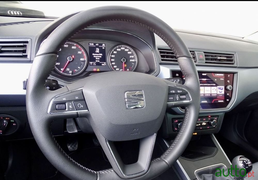 2019' SEAT Arona 1.0 Tgi Xcellence photo #6