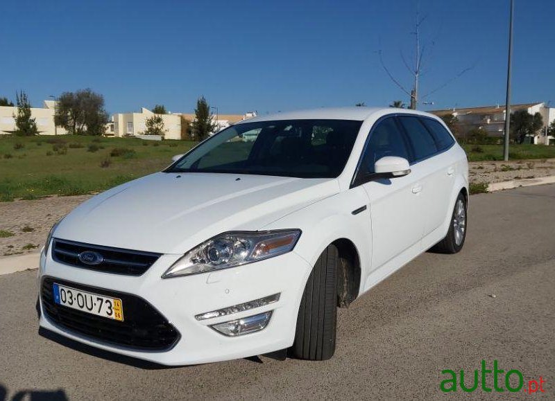 2014' Ford Mondeo Sw photo #1