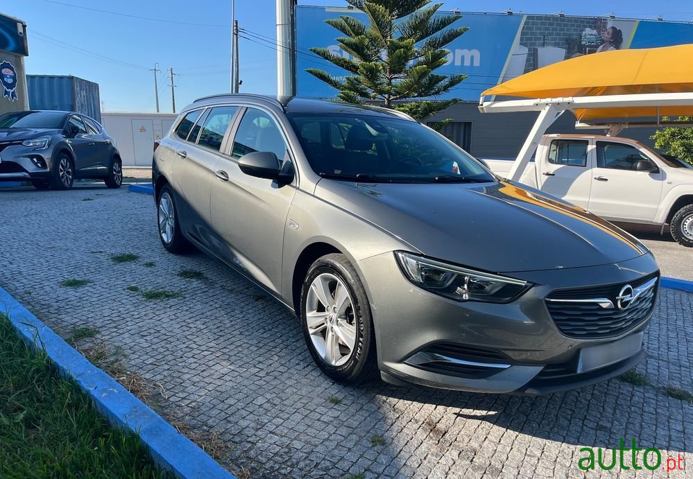 2019' Opel Insignia Sports Tourer photo #3