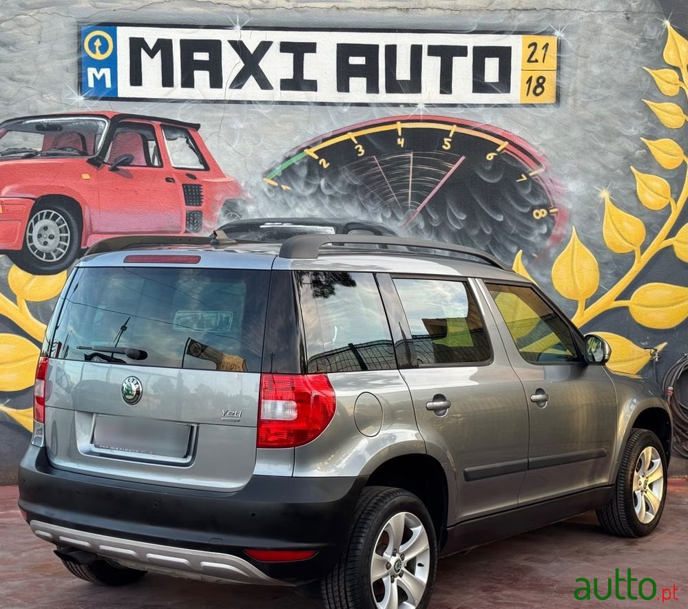 2011' Skoda Yeti photo #2