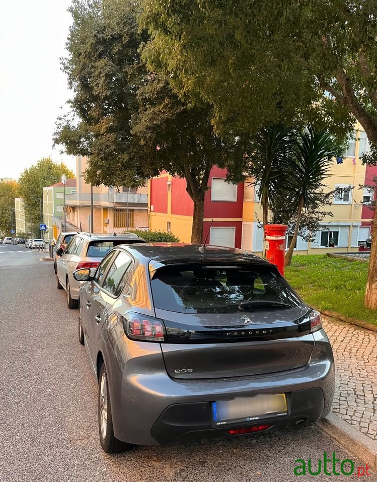 2019' Peugeot 208 photo #5
