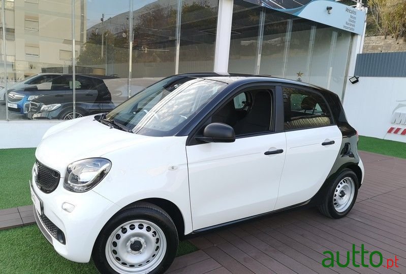 2018' Smart Forfour photo #3