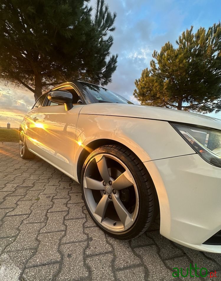 2011' Audi A1 photo #5