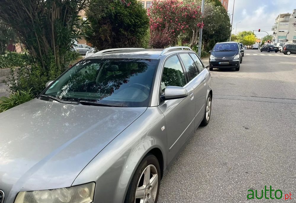 2003' Audi A4 Avant photo #3