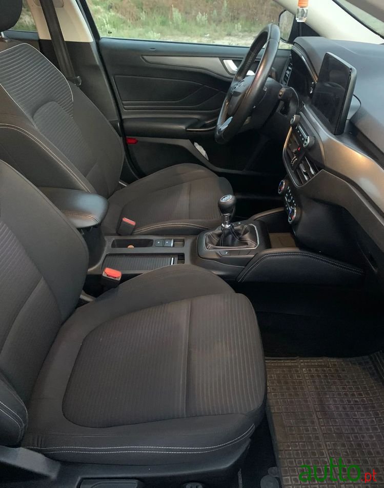 2018' Ford Focus Sw photo #6