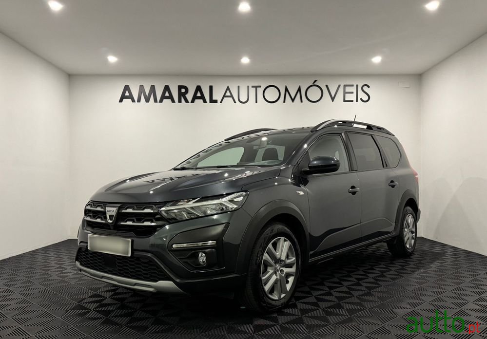 2023' Dacia Jogger photo #1