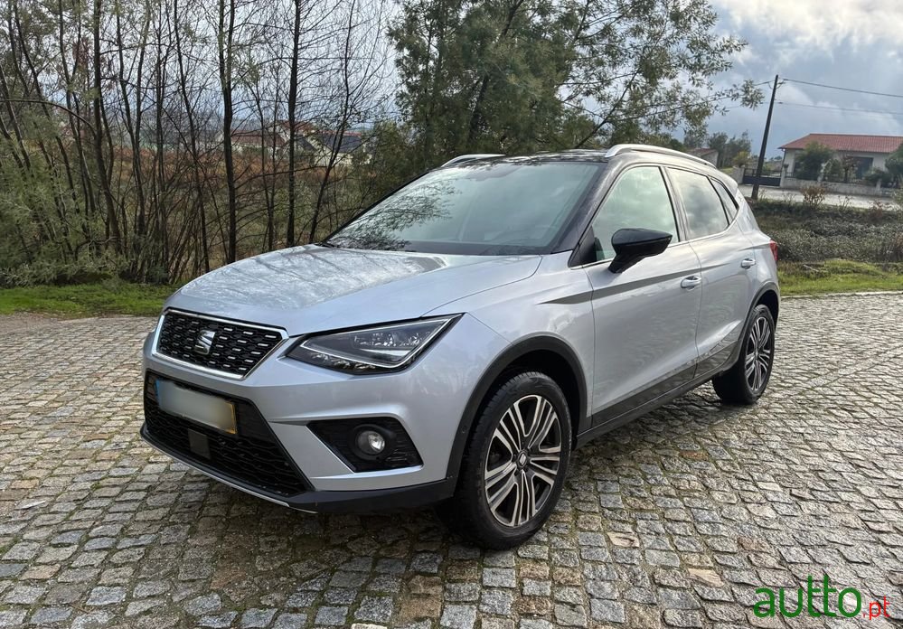2019' SEAT Arona 1.0 Tsi Xcellence photo #1