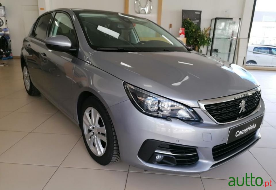 2018' Peugeot 308 photo #1