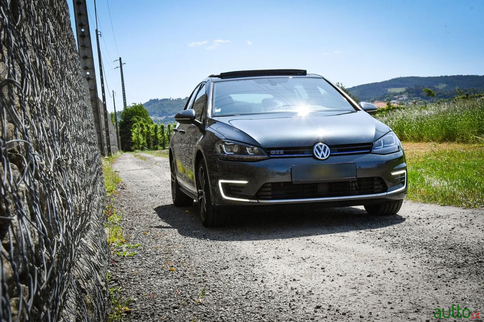 2015' Volkswagen Golf photo #5