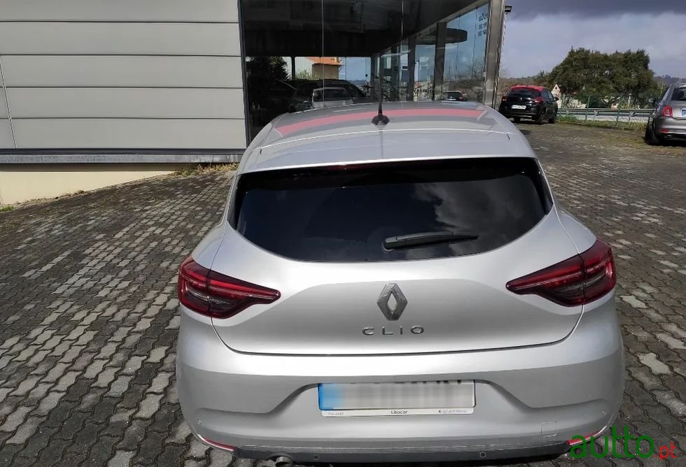 2020' Renault Clio photo #5