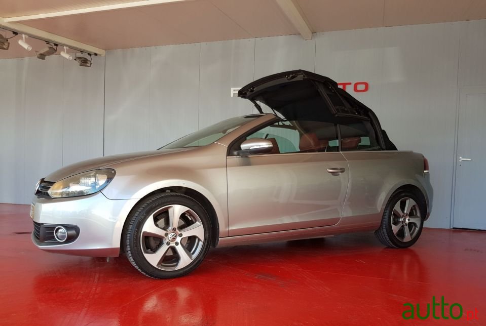 2012' Volkswagen Golf photo #3