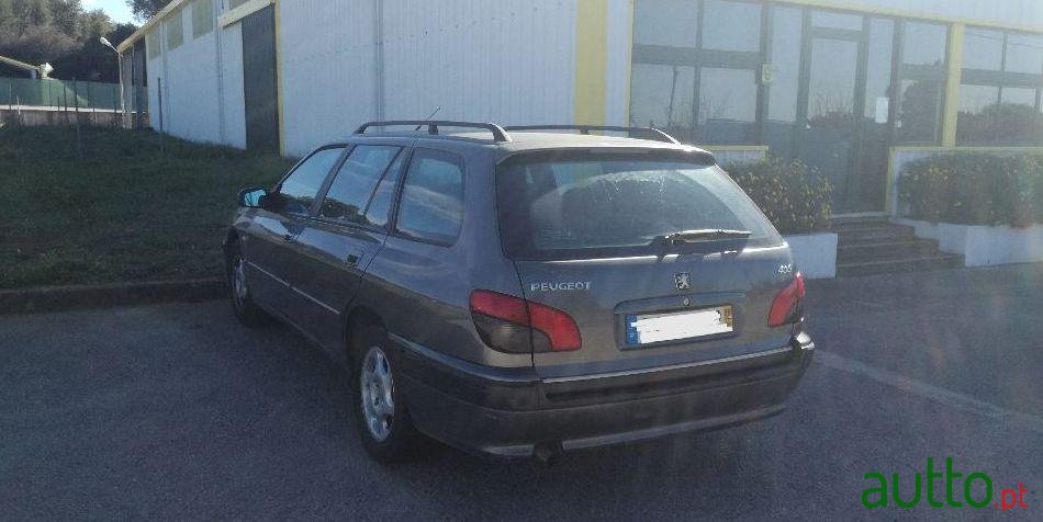 1999' Peugeot 406 Sw photo #2