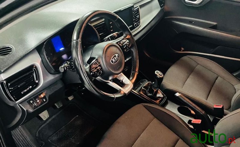 2018' Kia Rio 1.4 Crdi Tx photo #2