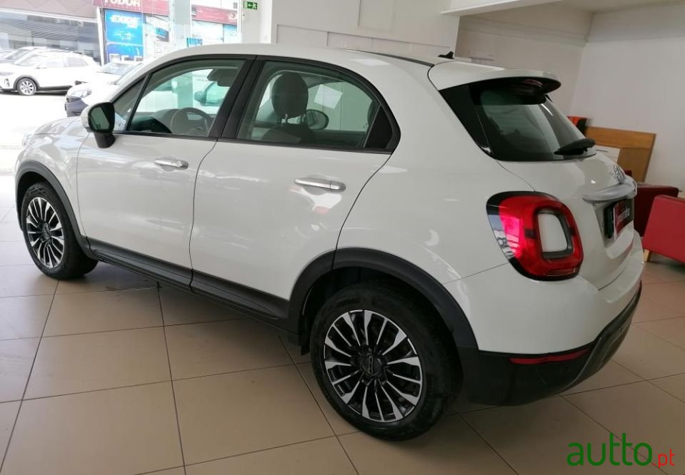 2019' Fiat 500X photo #2