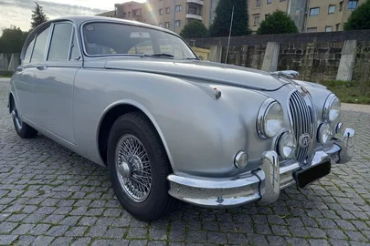 1961' Jaguar MK II