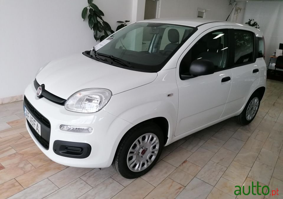 2021' Fiat Panda photo #2
