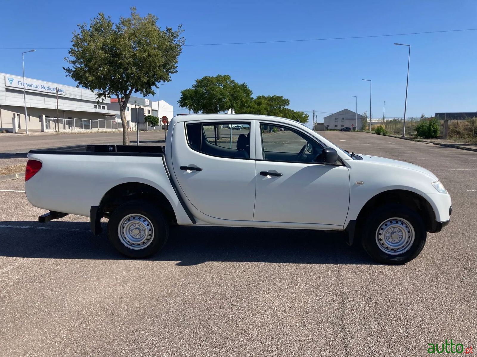 2013' Mitsubishi L200 photo #6