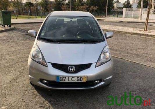 2010' Honda Jazz 1.2 I-Vtec   City photo #1
