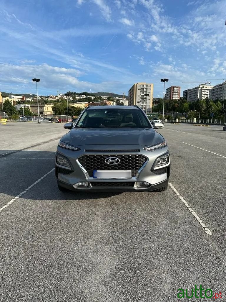 2020' Hyundai Kauai photo #3