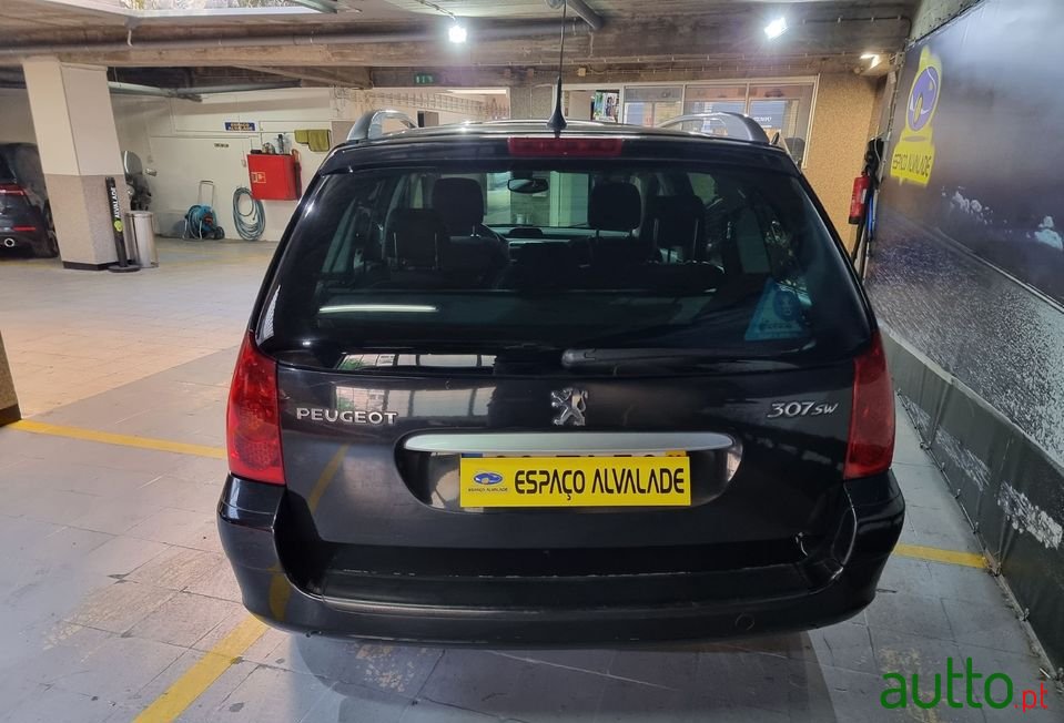2008' Peugeot 307 Sw photo #5