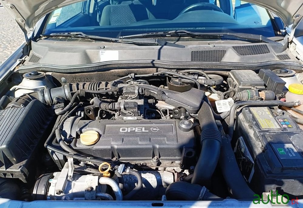2002' Opel Astra 1.7 Dti Elegance photo #6
