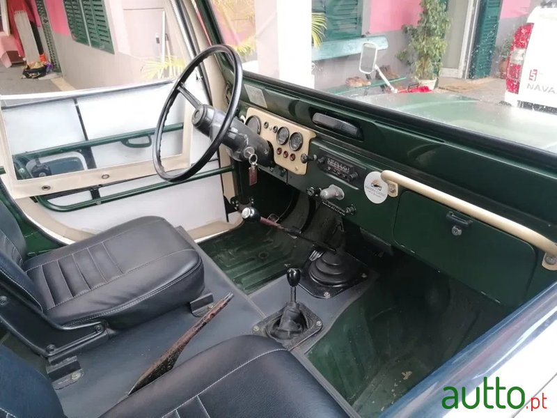 1978' Daihatsu Delta photo #6
