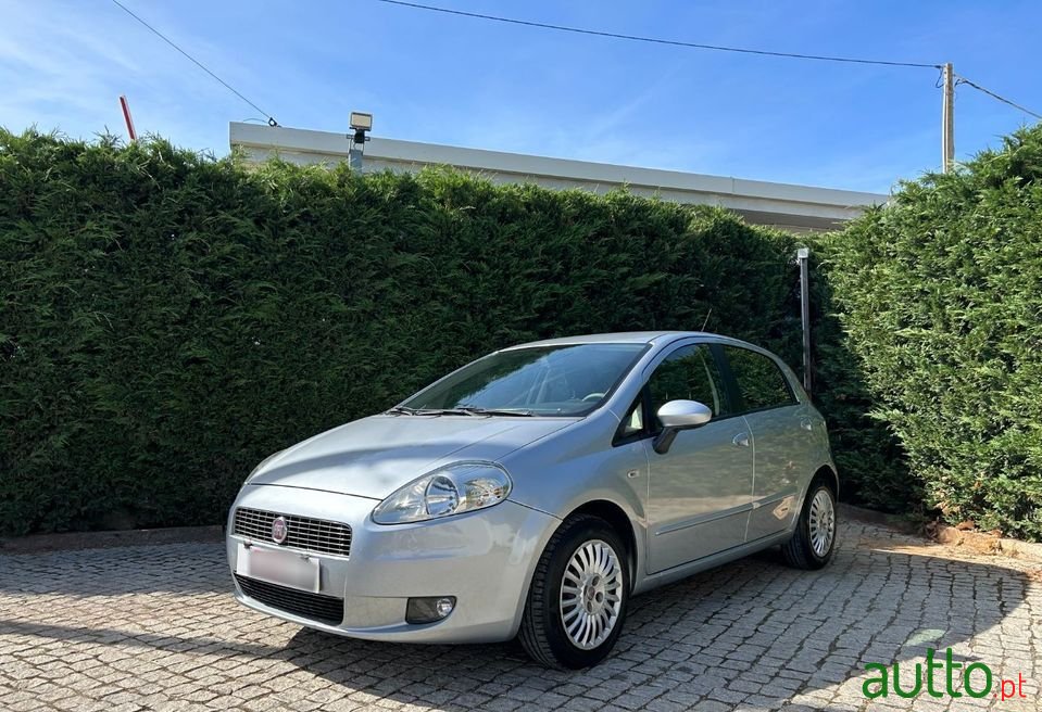 2008' Fiat Grande Punto photo #1