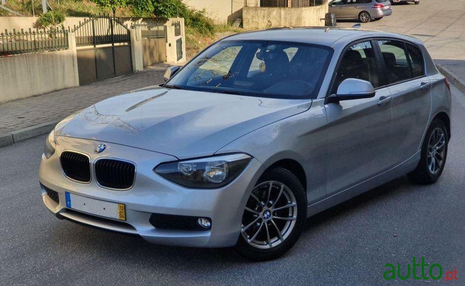 2012' BMW 116 D Efficientdynamics photo #1